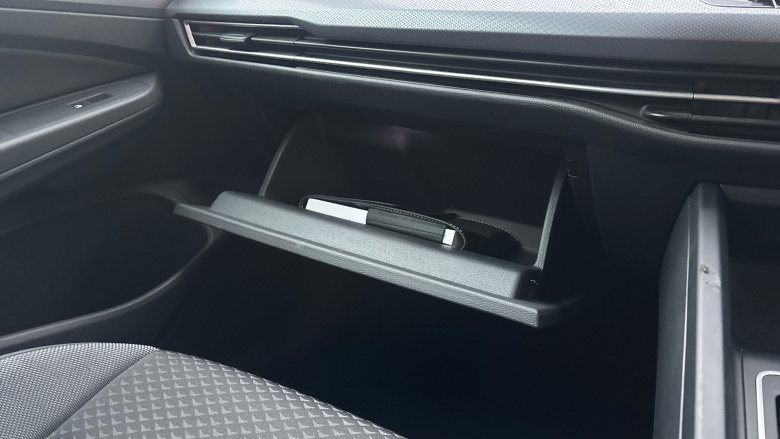 Volkswagen Golf 1.5 eTSI 150 Active 5dr DSG Petrol Hatchback